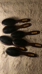 The Muse Hairbrush (Pre-order)